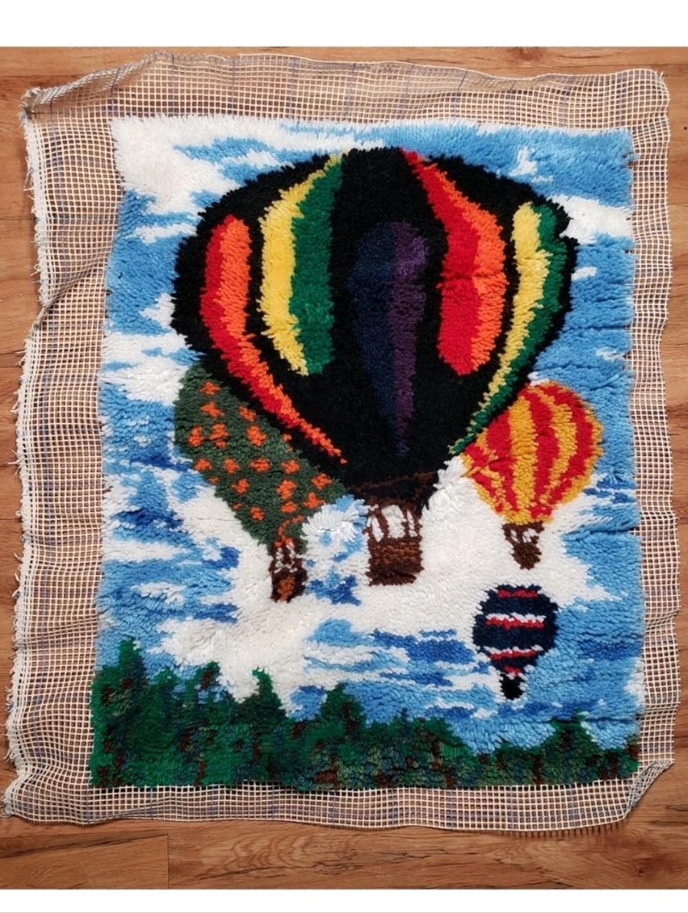 Hot Air Balloons Completed Latch Hook Rug